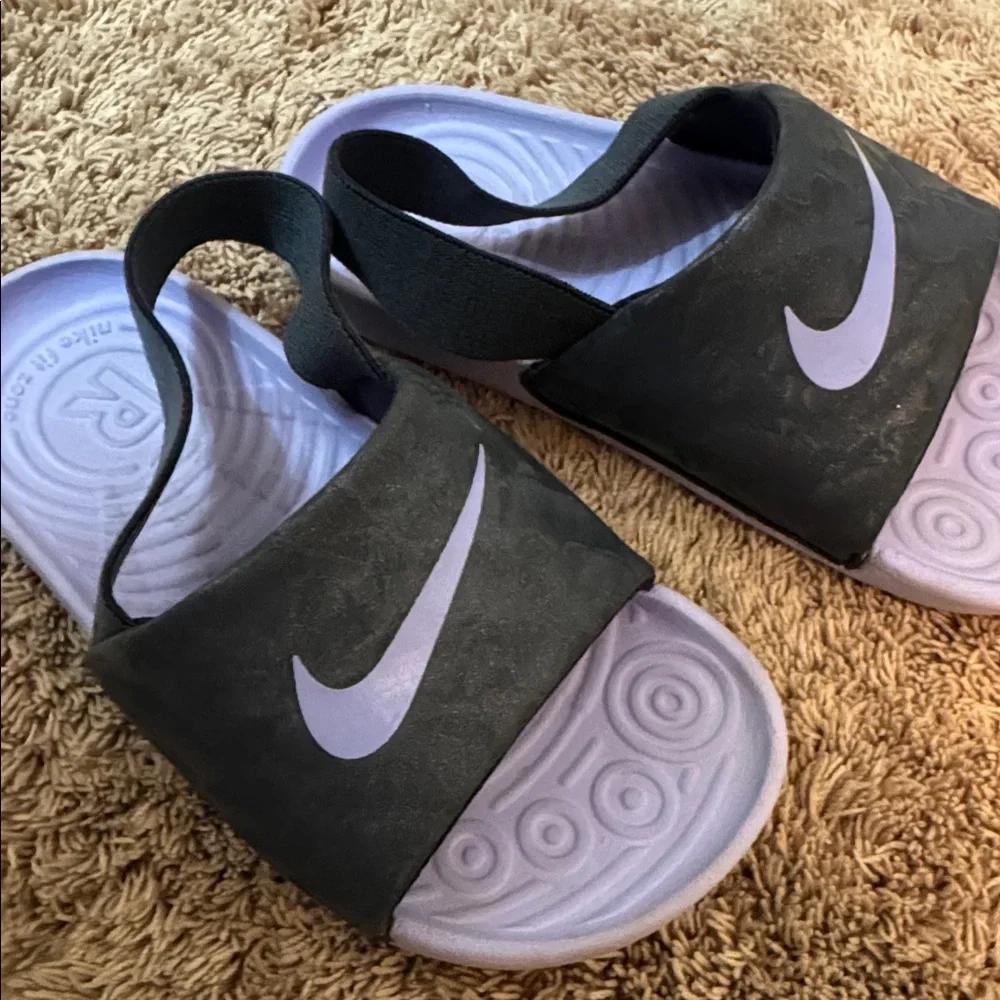 Nike slides